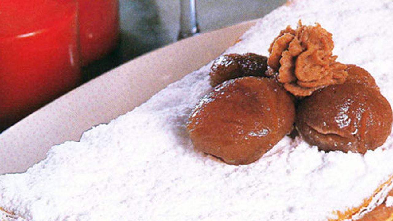recipe image Μιλφέιγ με κάστανα και μαρόν γλασέ