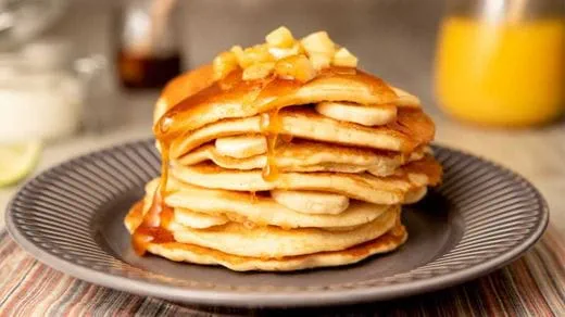 recipe image Pancakes (Πάνκεϊκς) με Μπανάνα και Ανανά