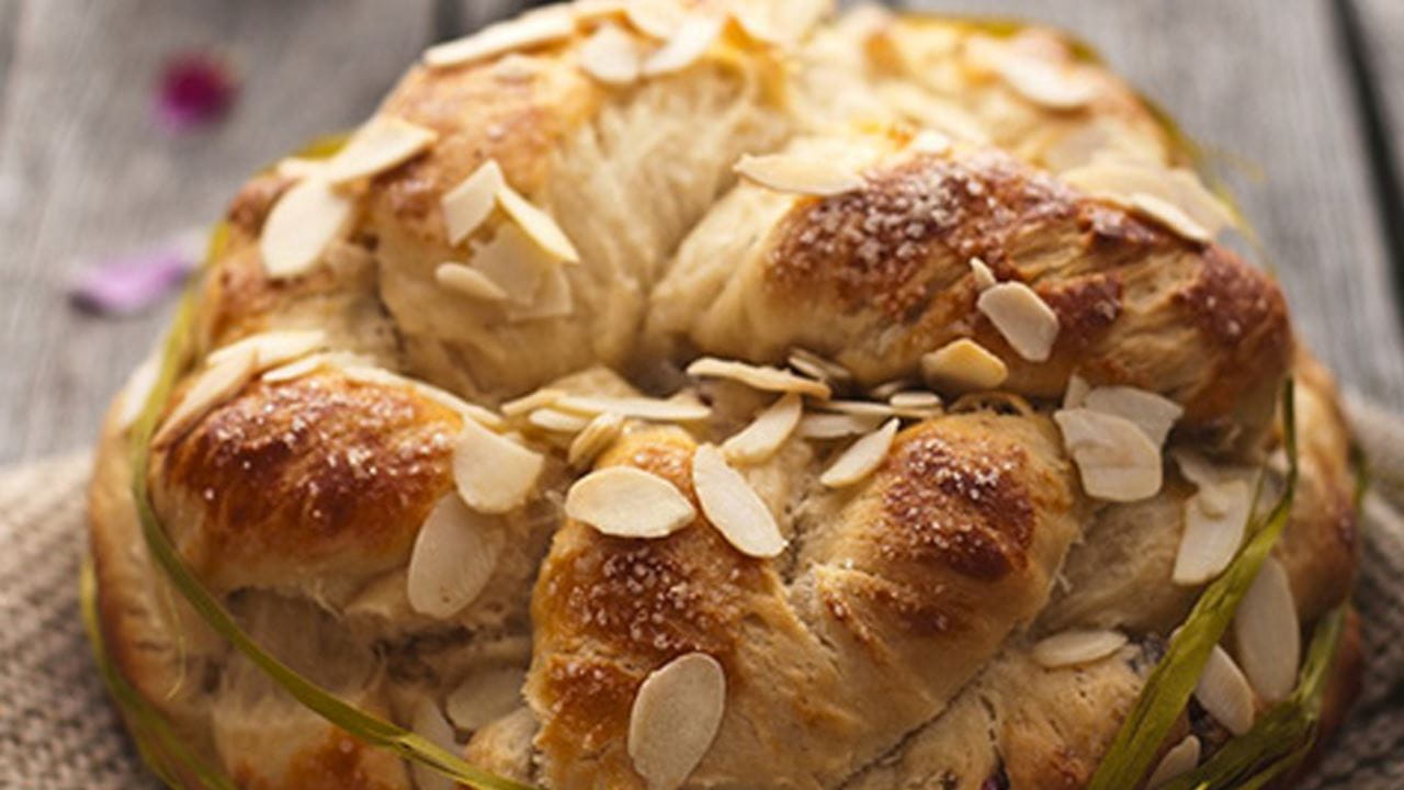 recipe image Τσουρέκι Γεμιστό