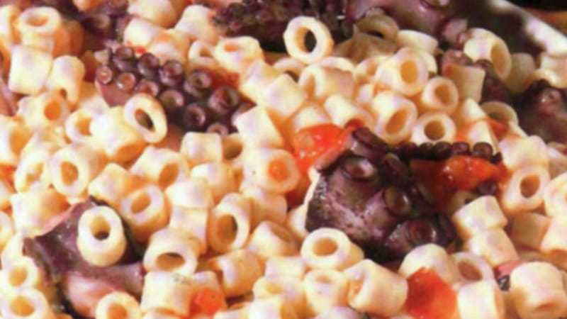 recipe image Χταπόδι με κοφτό μακαρονάκι