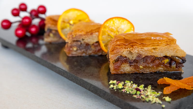 recipe image Μπακλαβάς με φιστίκια Αιγίνης, ξερά φρούτα και κάστανα
