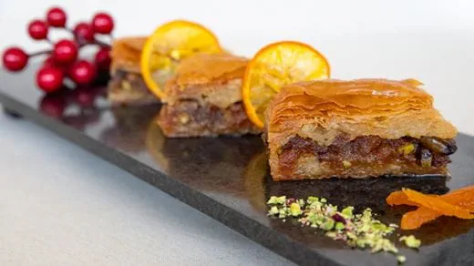 recipe image Μπακλαβάς με φιστίκια Αιγίνης, ξερά φρούτα και κάστανα