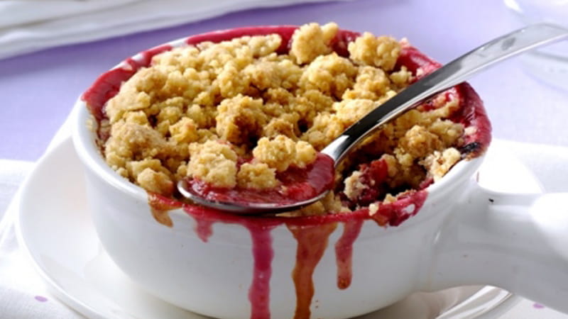 recipe image Γλυκό με δαμάσκηνα, μέλι και κανέλα