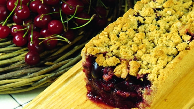 recipe image Πίτα με βύσσινα