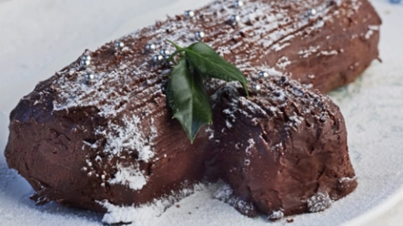 recipe image Σοκολατένιος κορμός με πουρέ κάστανο