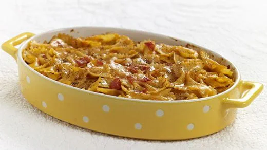 recipe image Φιογκάκια με ροζ σάλτσα