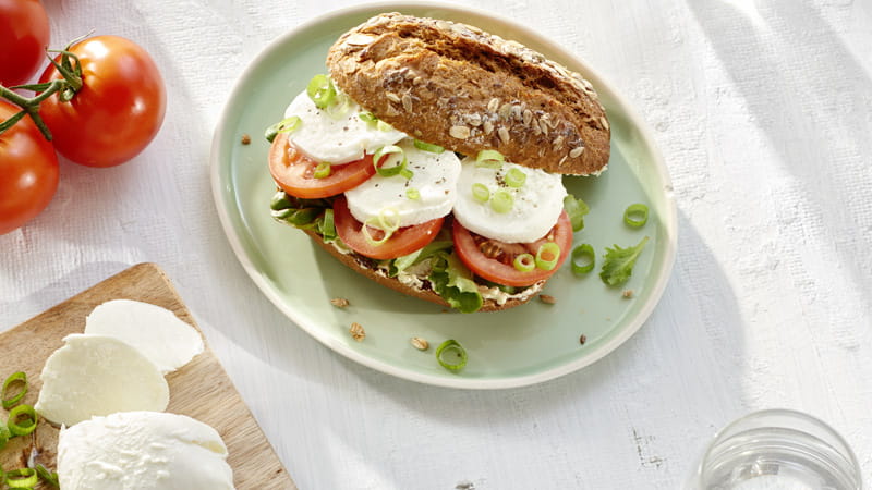 recipe image Μπαγκέτες καπρέζε