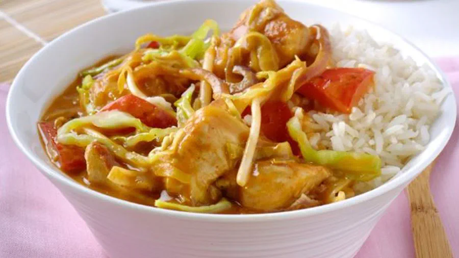 recipe image Ταϊλανδέζικο κοτόπουλο με ρύζι