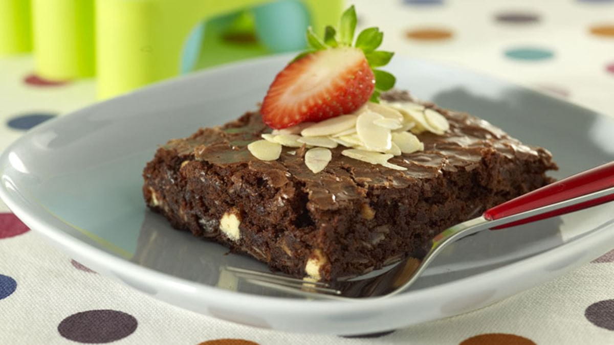 recipe image Brownies με πορτοκάλι και αμύγδαλα