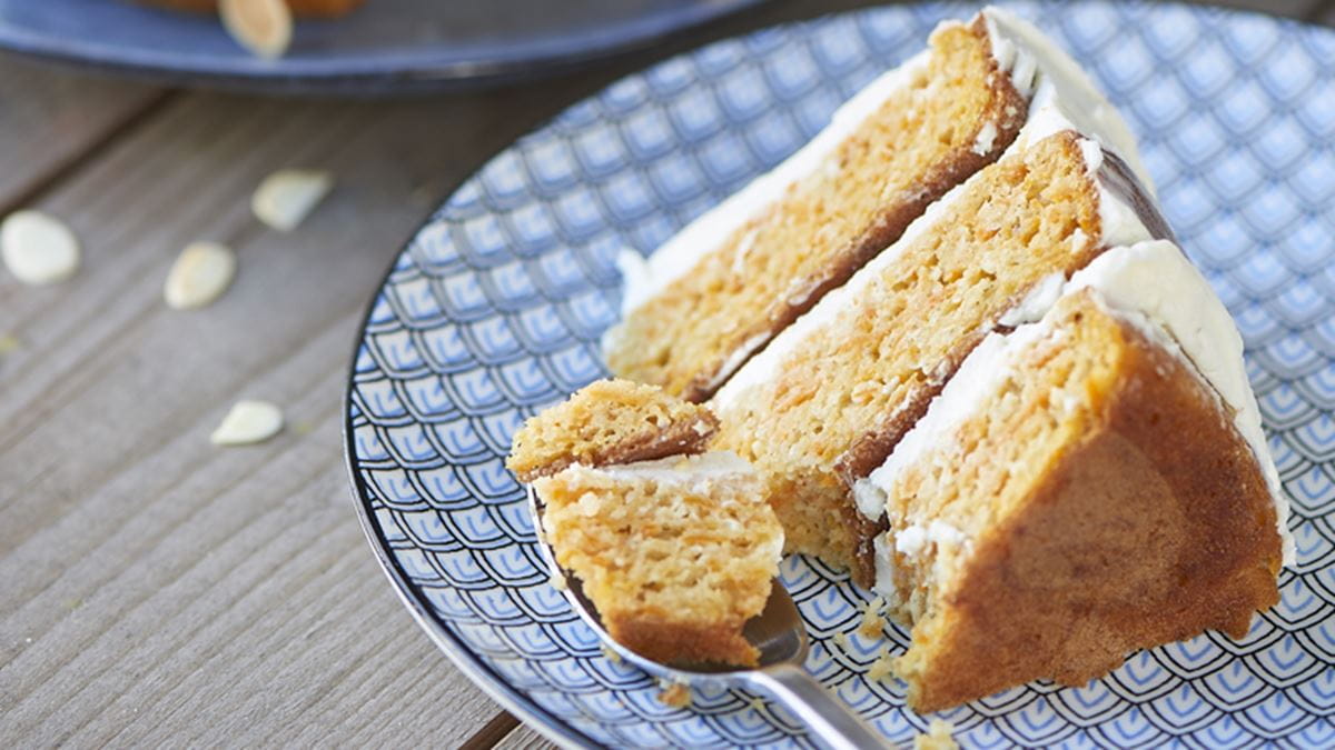 recipe image Κέικ καρότου με Βιτάμ ρόφημα Αμυγδάλου