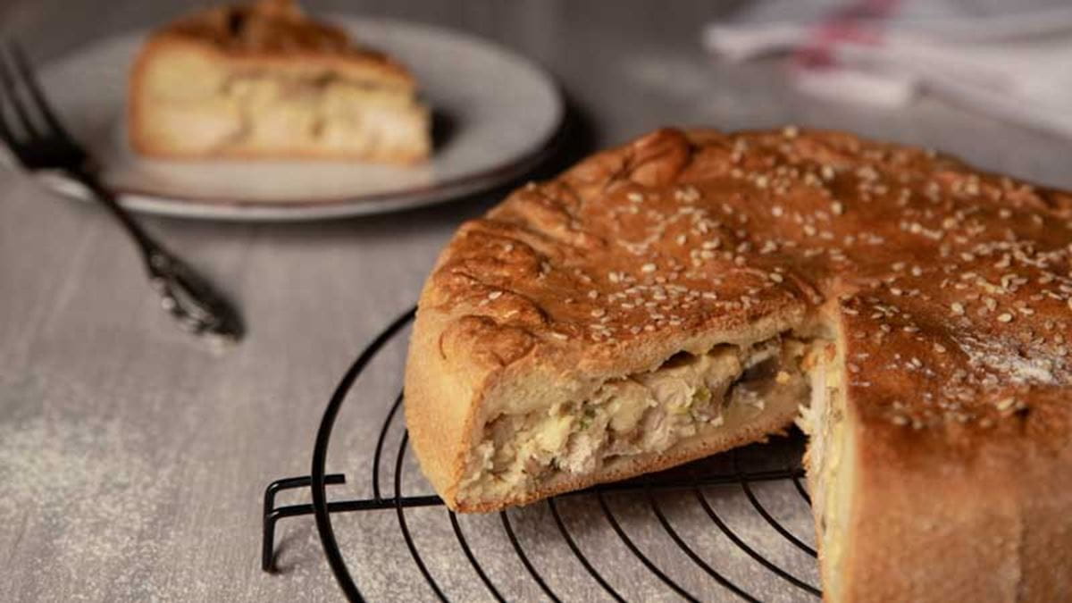 recipe image Κοτόπιτα με χωριάτικο φύλλο
