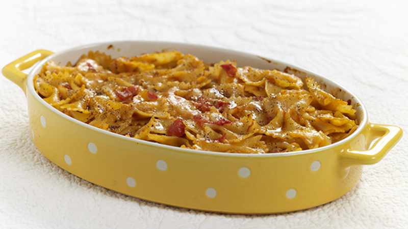 recipe image Φιογκάκια με ροζ σάλτσα